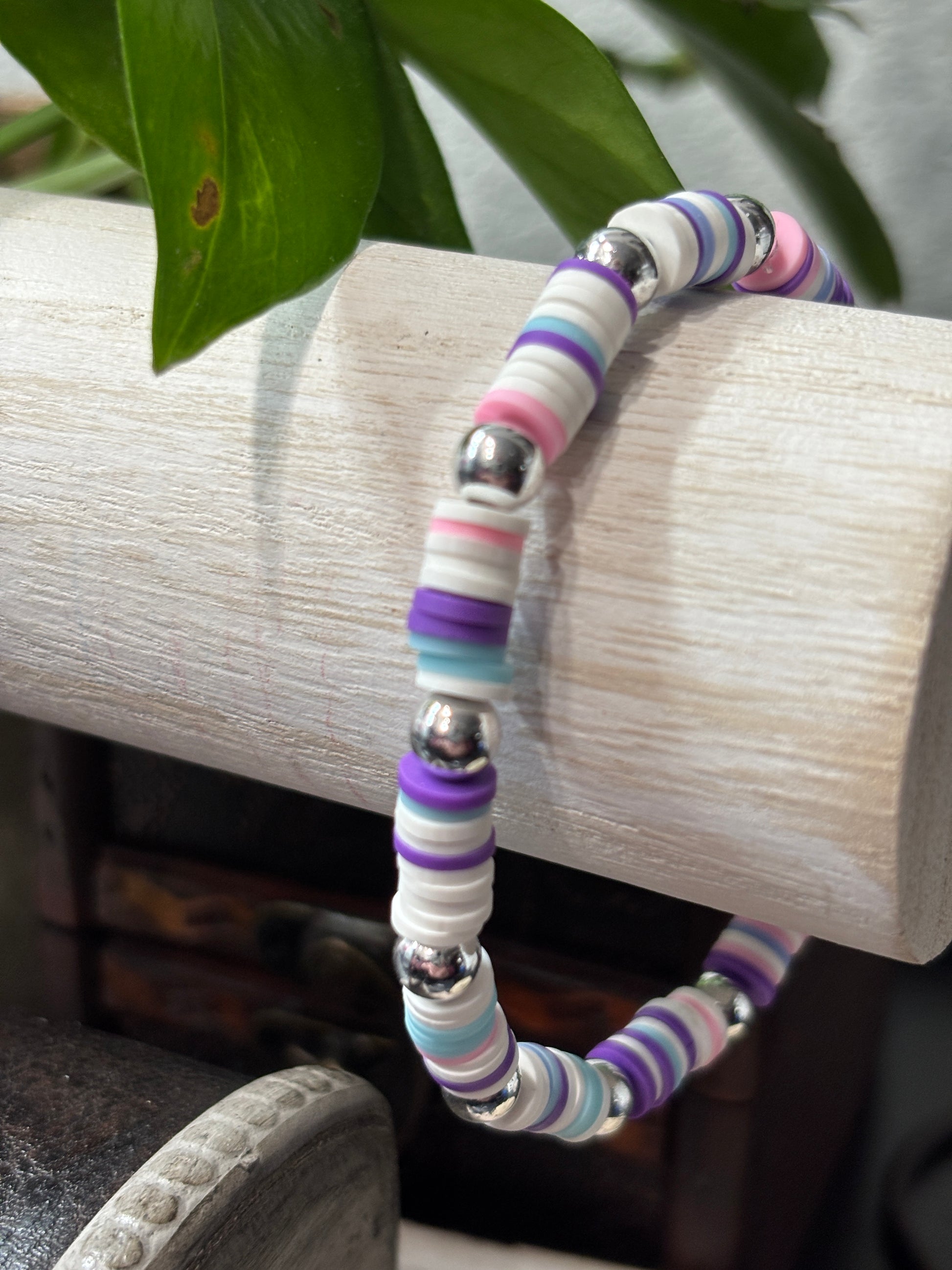 Frosted Lavender  Handmade Clay Heishi Bead Stretch Bracelet - 2