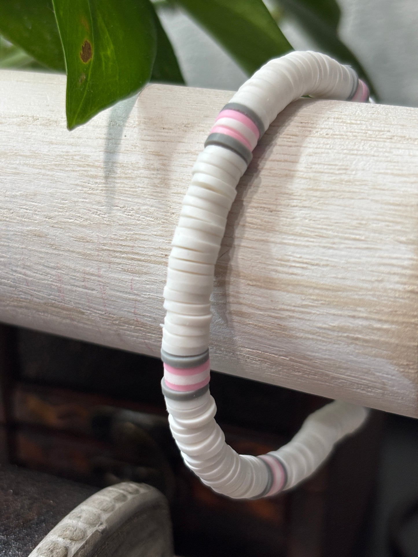 "Rosy Fog" - Handmade Clay Heishi Bead Stretch Bracelet