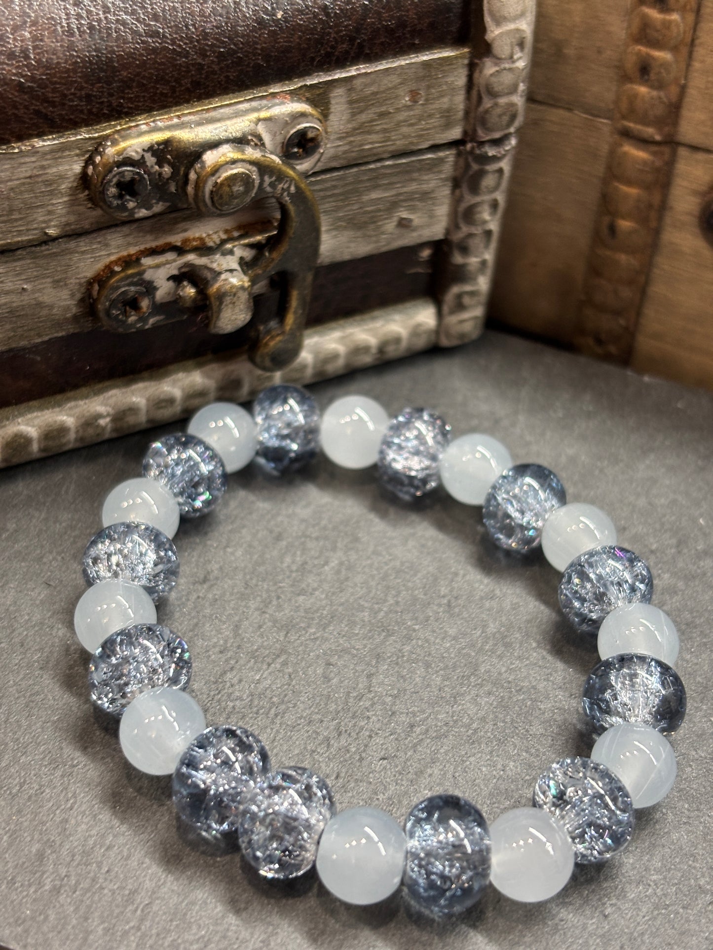 "Natalie III" - Handmade Glass Beaded Stretch Bracelet
