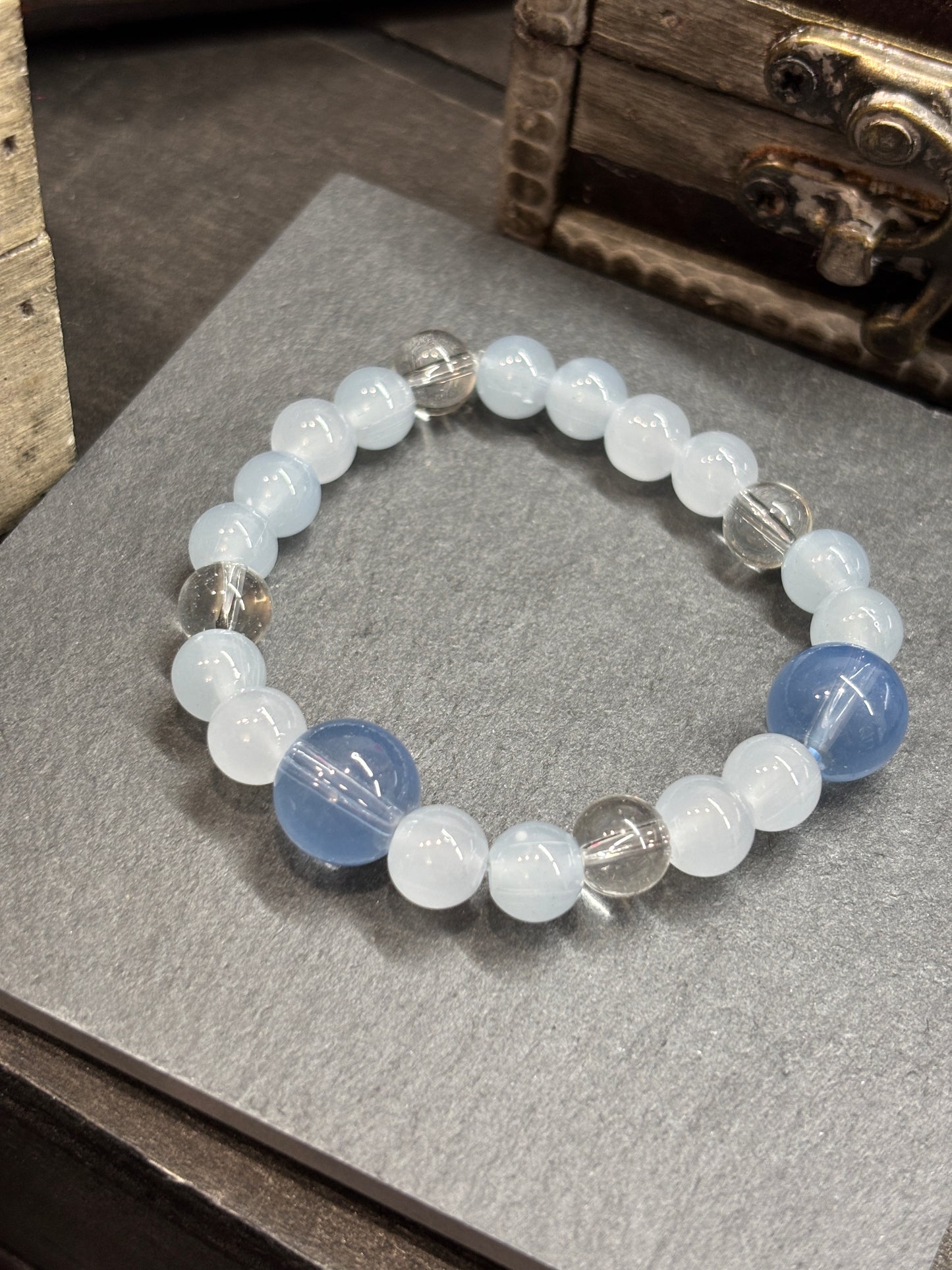 "Samantha II" - Handmade Glass Beaded Stretch Bracelet
