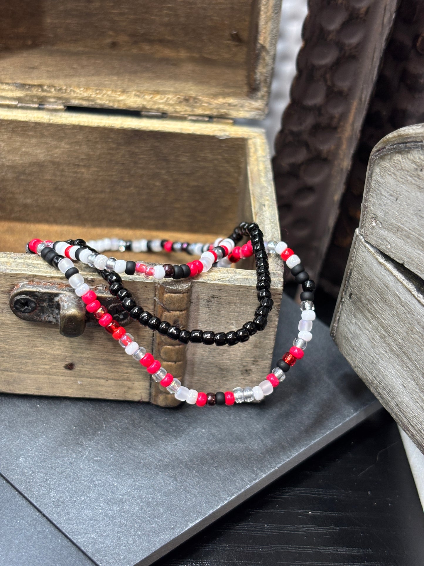 "Steal Bloom" - Handmade Seed Bead Stretch Bracelet Set of 3
