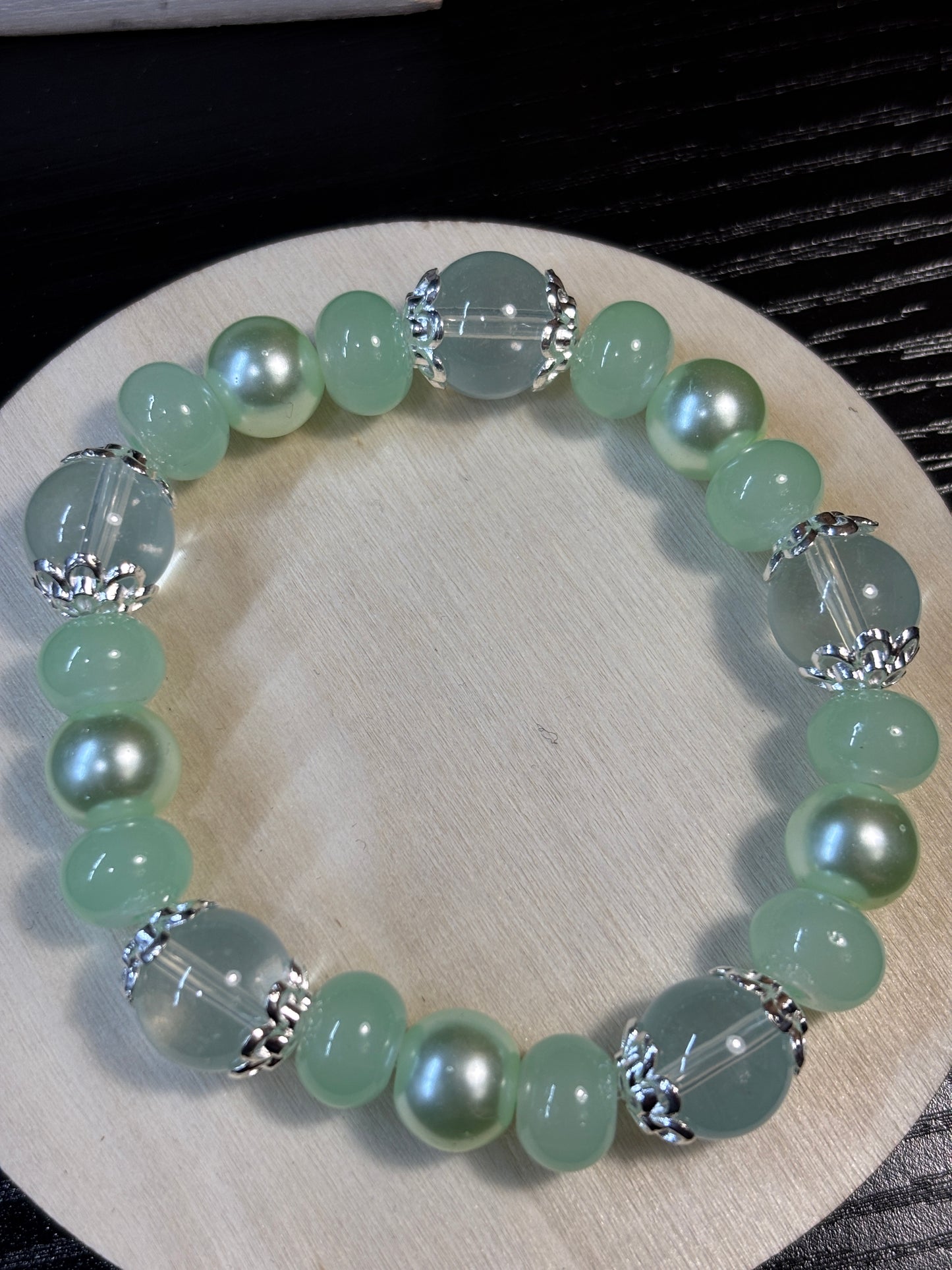 Victorian Mint  Handmade Glass Beaded Stretch Bracelet - 4