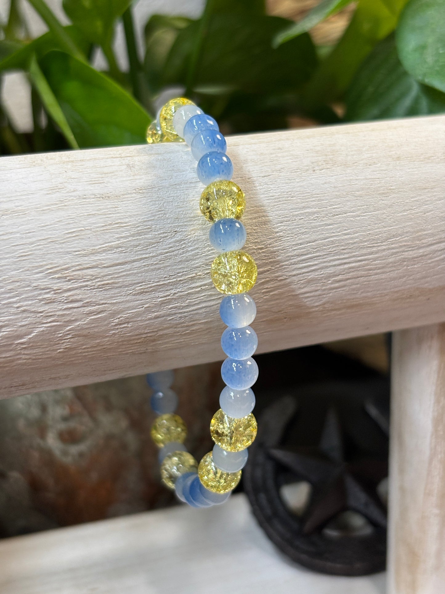 "Texas True" - Handmade Glass Beaded Stretch Bracelet