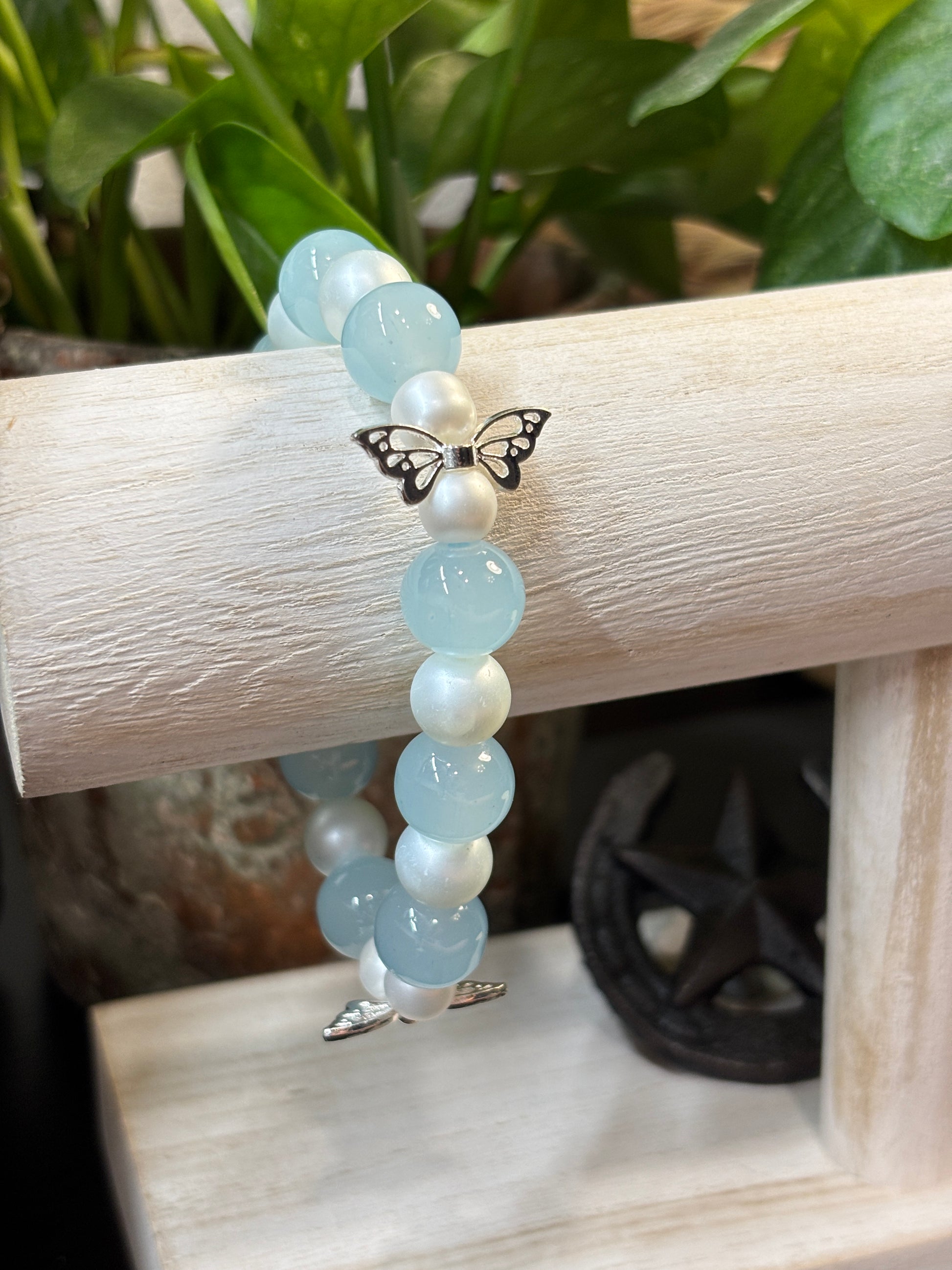 Flutter  Handmade Glass Beaded Stretch Bracelet - 2