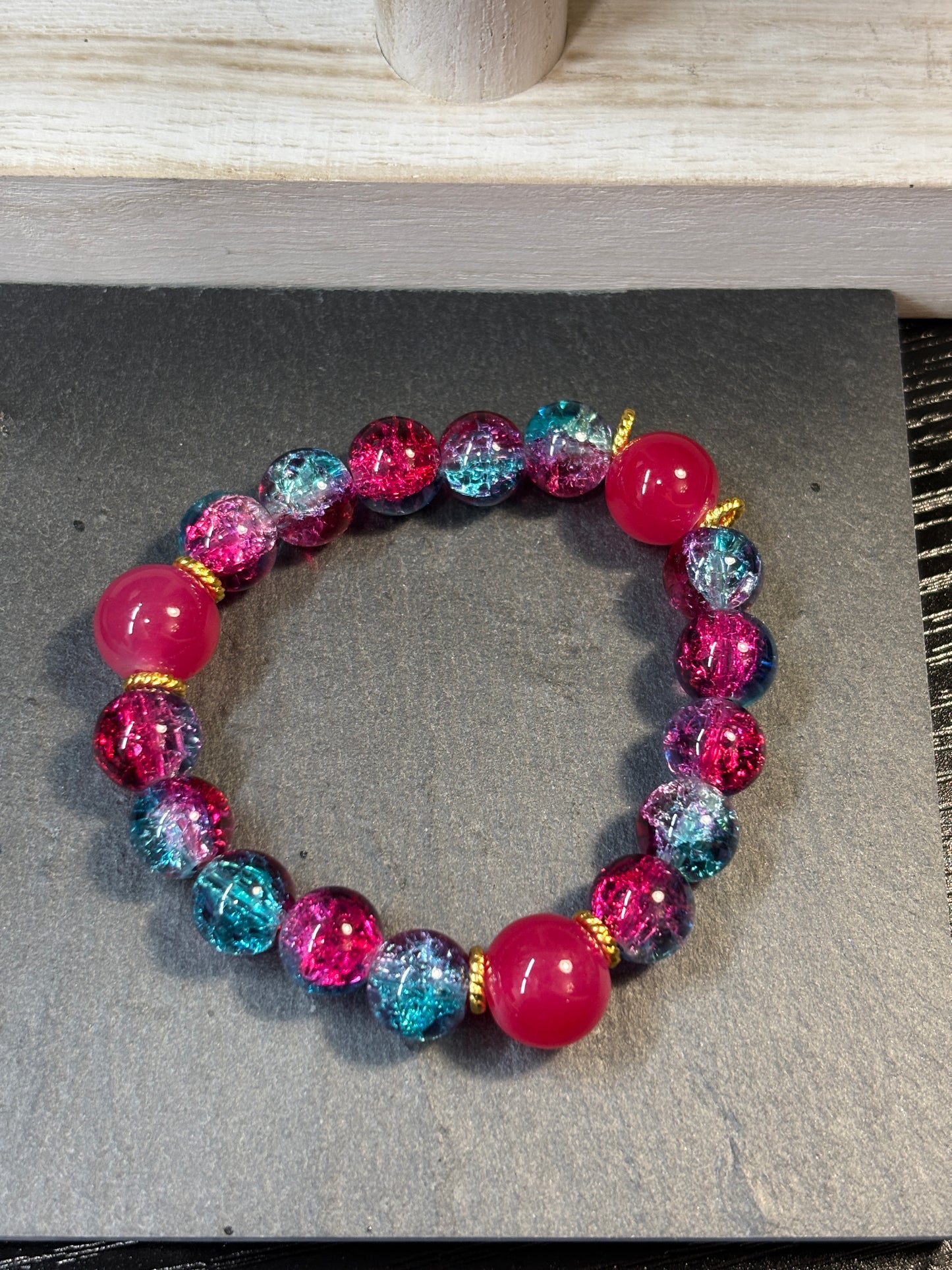 "Wonder" - Handmade Glass Beaded Stretch Bracelet