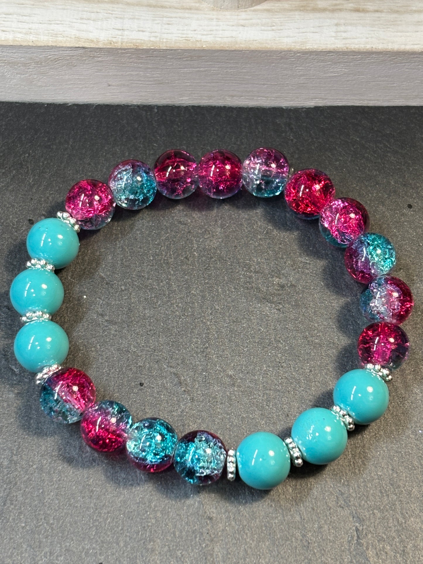 "Gwen III" - Handmade Glass Beaded Stretch Bracelet
