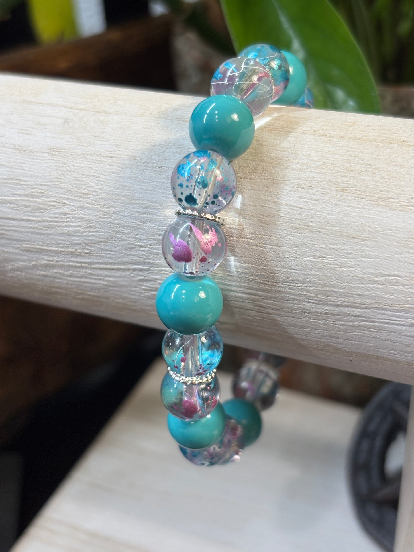 "Artist Teal" - Handmade Glass Beaded Stretch Bracelet
