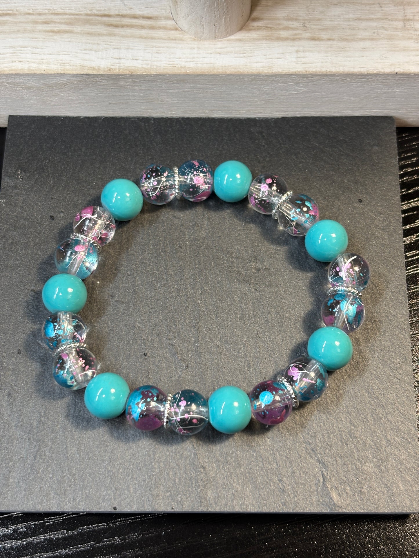 "Artist Teal" - Handmade Glass Beaded Stretch Bracelet