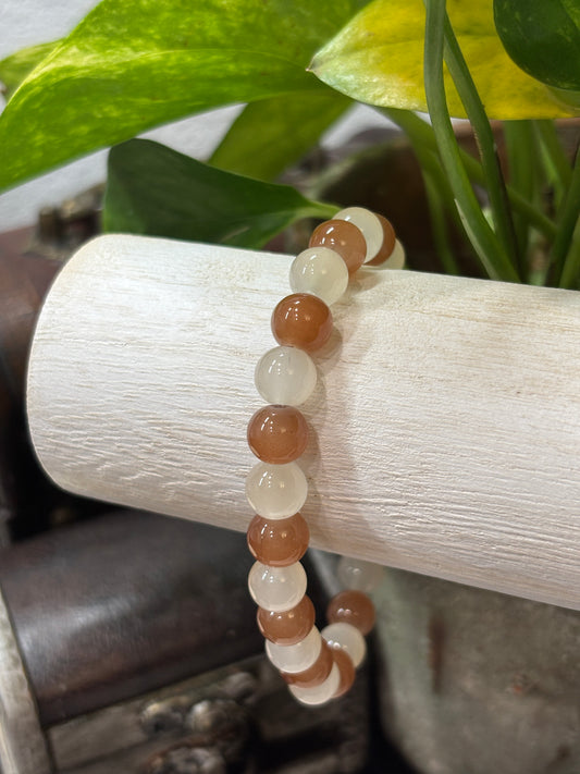 "Tawny" - Handmade Glass Beaded Stretch Bracelet