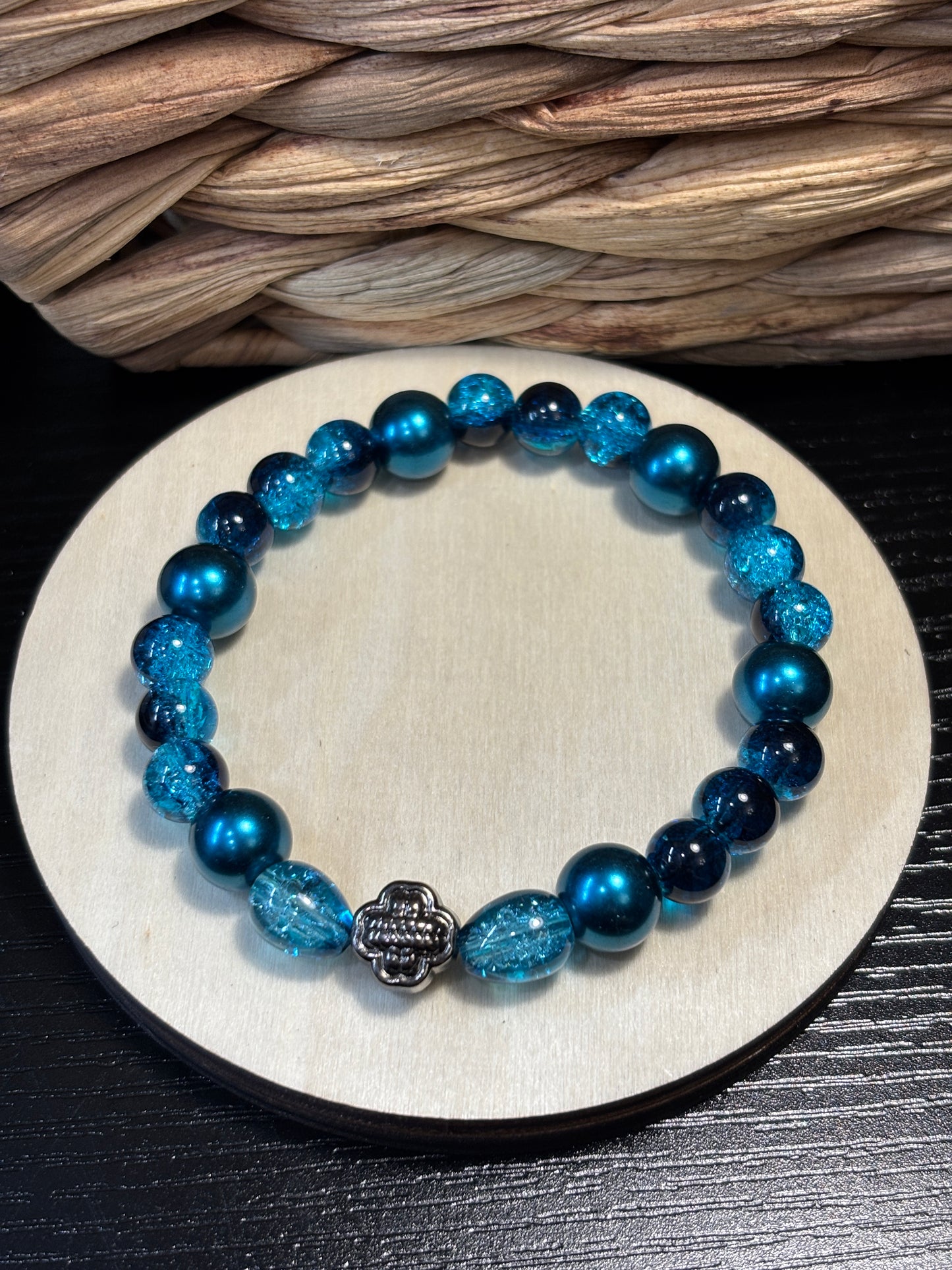 "Ocean Wave" - Handmade Glass Beaded Stretch Bracelet